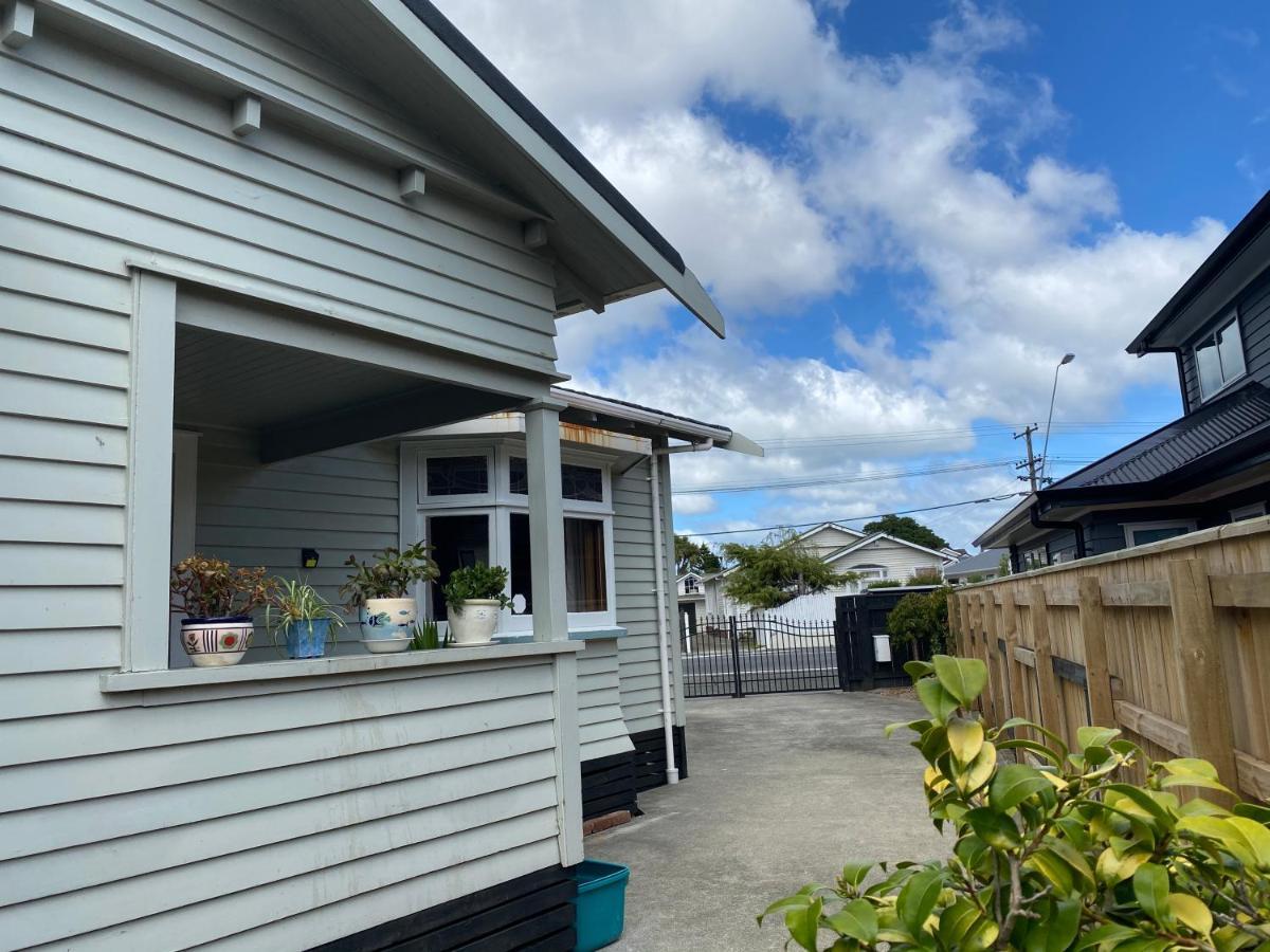 Villa Knights Rd Beauty Lower Hutt Exterior foto